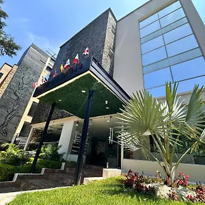 Hotel Greenview By St Medellin